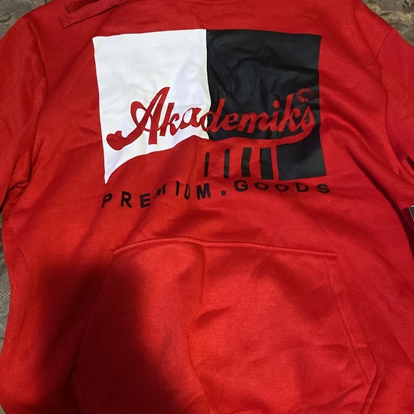 Brand New Akademiks sweater for men’s - Picture 3 of 3